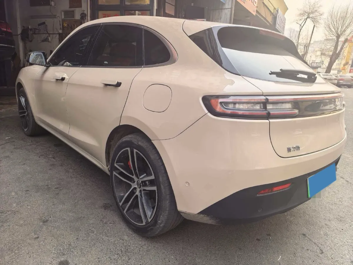 2023 HIMA AITO M5 1.5T 152HP L4 REEV 40KWH,autocango,china used car exporter,china ev exporter,chinese used car exporter,chinese used ev exporter