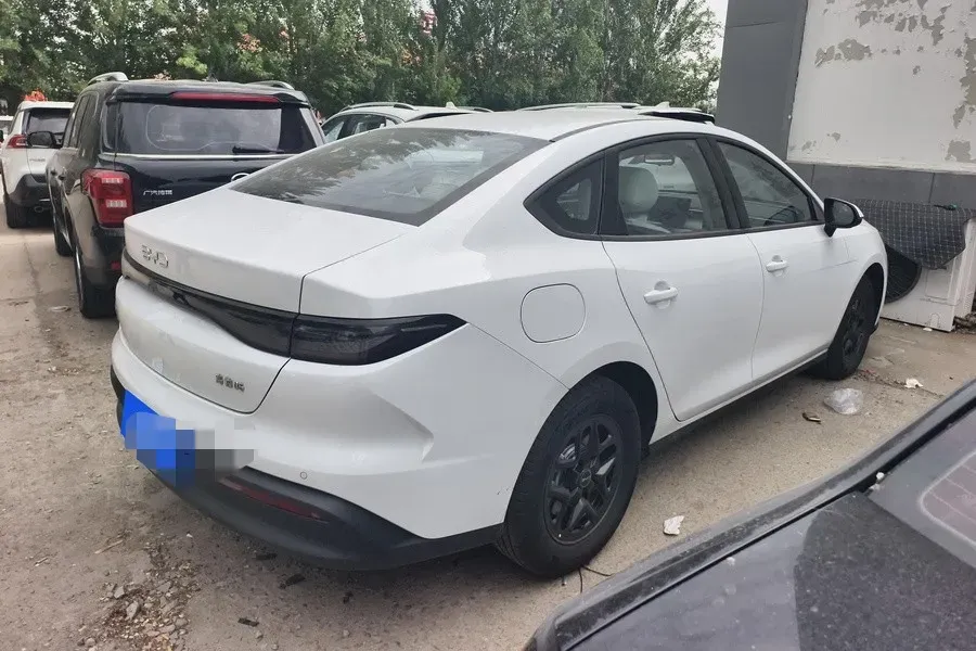 2025 BYD Seal05 DM-i 1.5L 101HP L4 E-CVT PHEV 7.68KWH,autocango,china used car exporter,china ev exporter,chinese used car exporter,chinese used ev exporter
