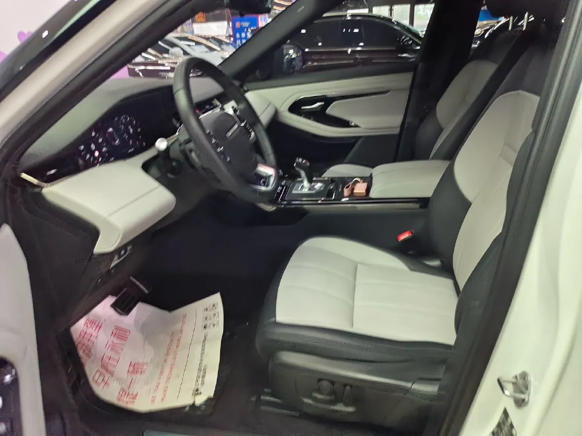 2020 Land Rover Range Rover Evoque 2.0T 249HP L4 9AT,autocango,china used car exporter,china ev exporter,chinese used car exporter,chinese used ev exporter