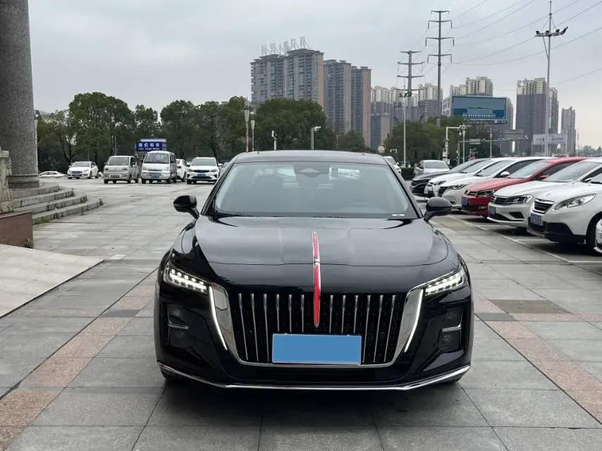 2024 HongQi H5 2.0T 224HP L4 8AT,autocango,china used car exporter,china ev exporter,chinese used car exporter,chinese used ev exporter