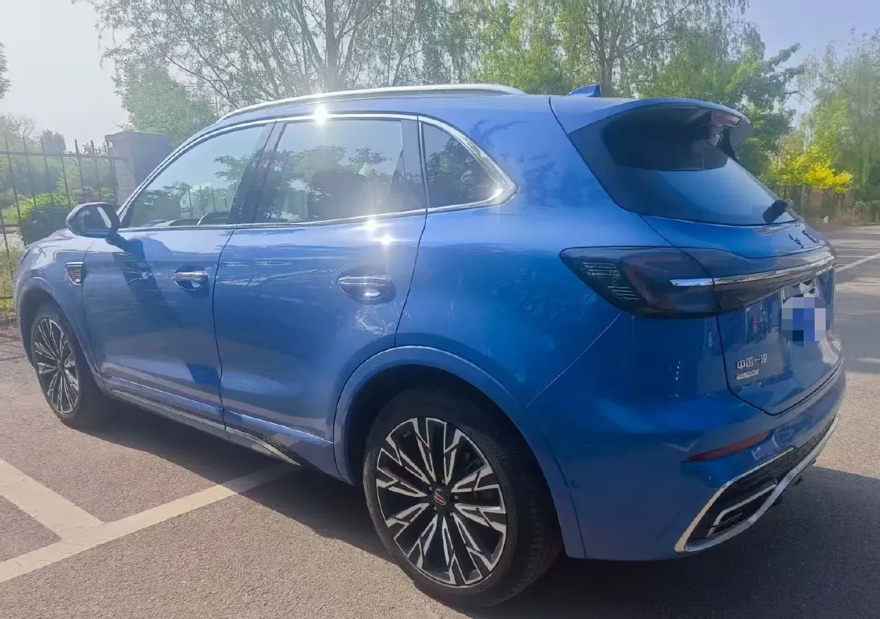 2023 HongQi HS5 2.0T 252HP L4 8AT,autocango,china used car exporter,china ev exporter,chinese used car exporter,chinese used ev exporter