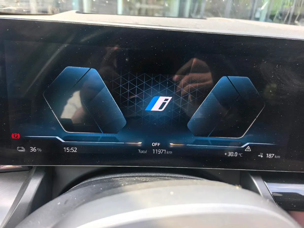 2025 BMW i5 BEV 96.96KWH,autocango,china used car exporter,china ev exporter,chinese used car exporter,chinese used ev exporter
