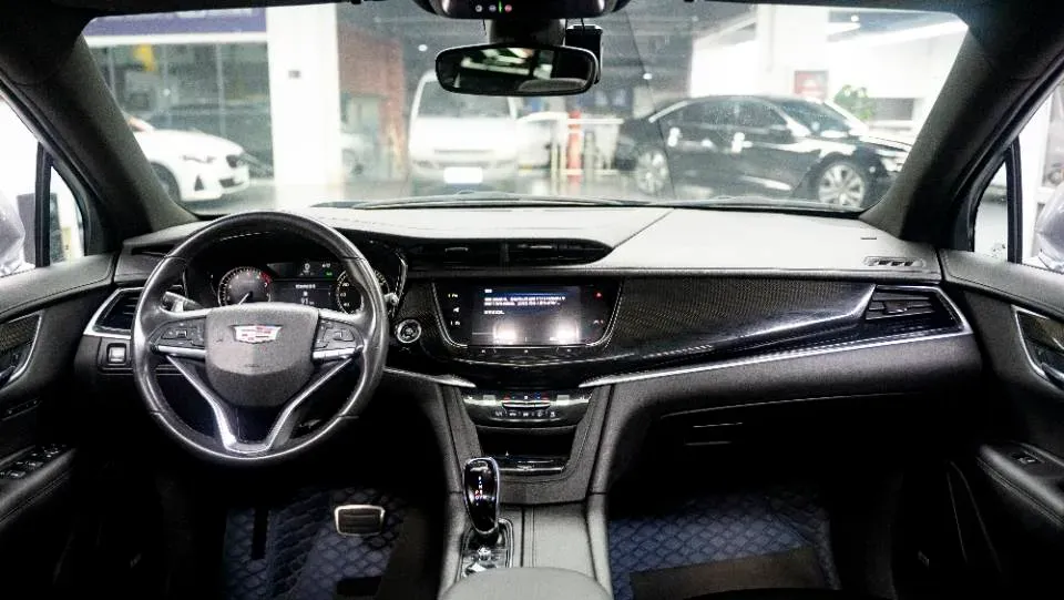 2020 Cadillac XT6 2.0T 237HP L4 9AT,autocango,china used car exporter,china ev exporter,chinese used car exporter,chinese used ev exporter