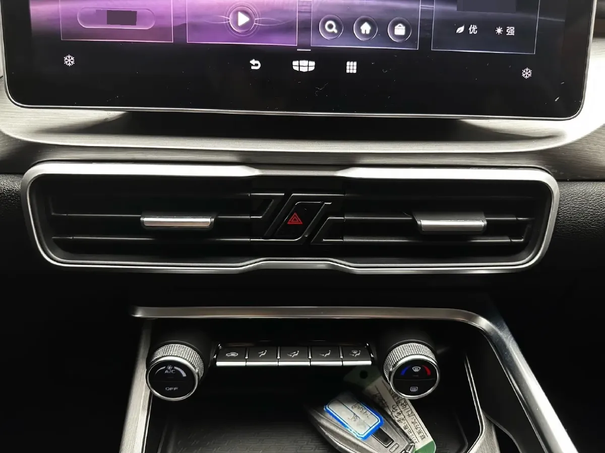2021 Geely Coolray 1.4T 141HP L4 6DCT,autocango,china used car exporter,china ev exporter,chinese used car exporter,chinese used ev exporter