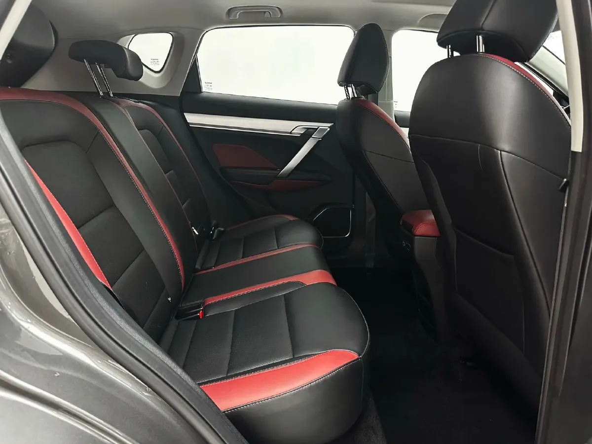 2021 Geely Coolray 1.4T 141HP L4 6DCT,autocango,china used car exporter,china ev exporter,chinese used car exporter,chinese used ev exporter