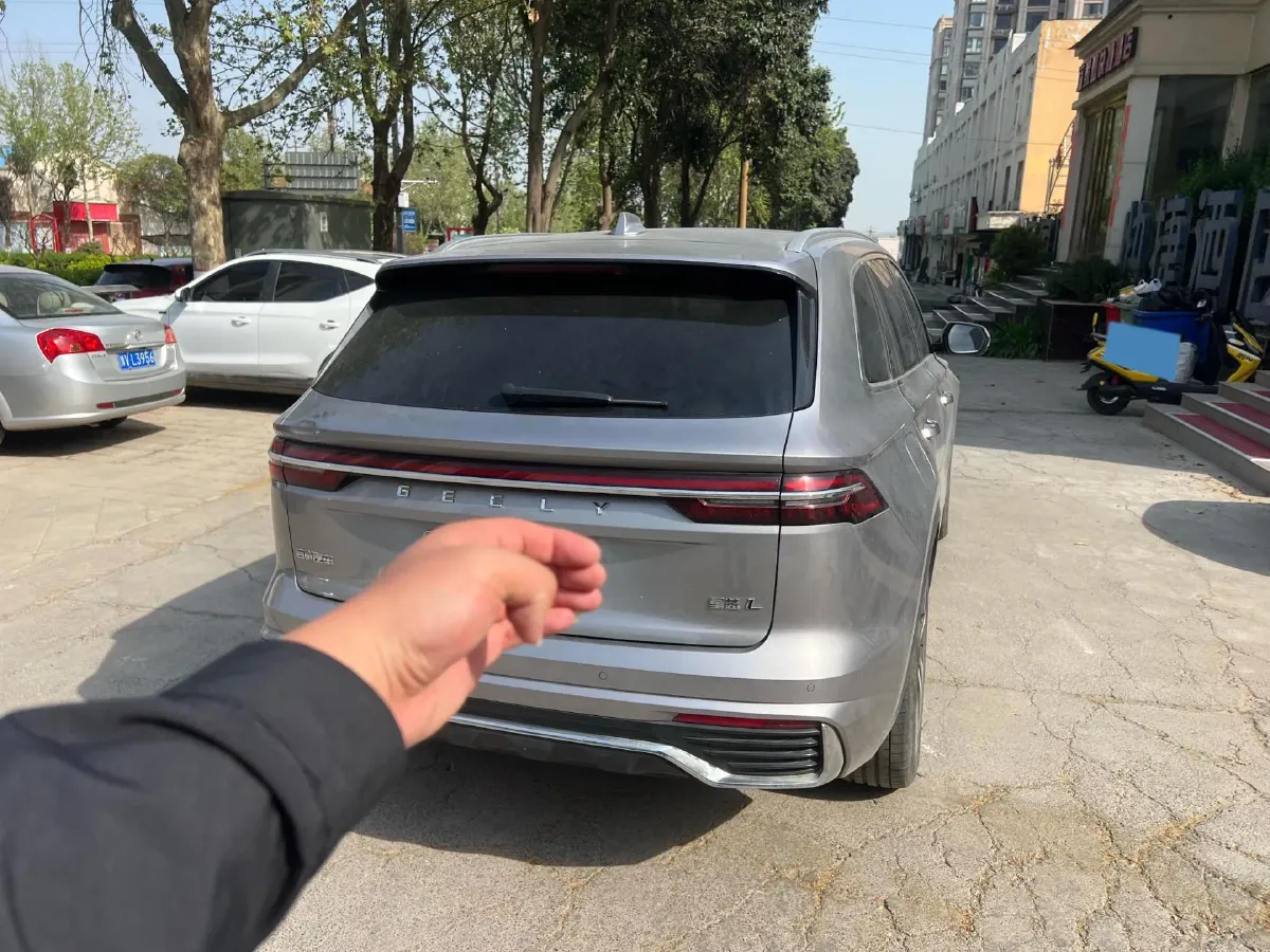 2024 Geely Monjaro 2.0T 238HP L4 8AT,autocango,china used car exporter,china ev exporter,chinese used car exporter,chinese used ev exporter