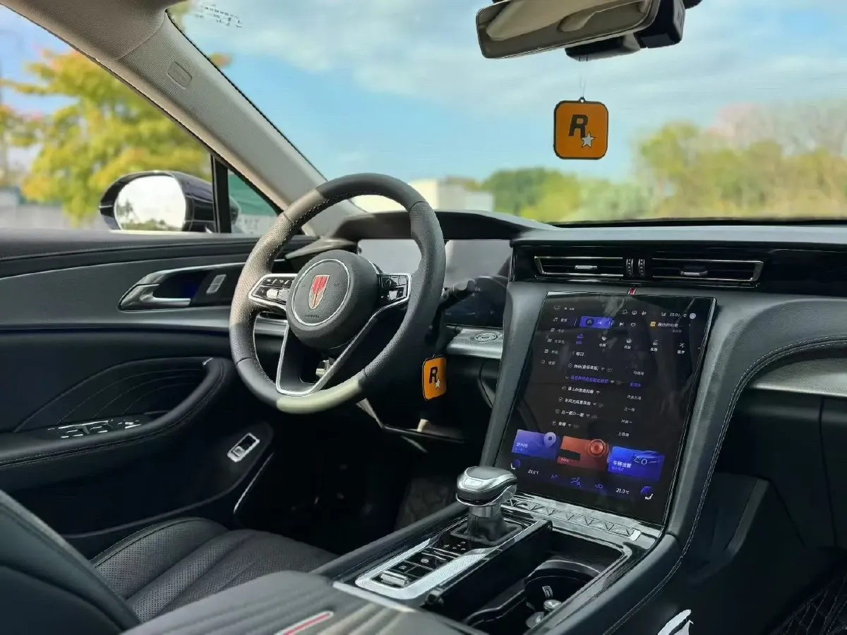 2024 HongQi H5 2.0T 224HP L4 8AT,autocango,china used car exporter,china ev exporter,chinese used car exporter,chinese used ev exporter