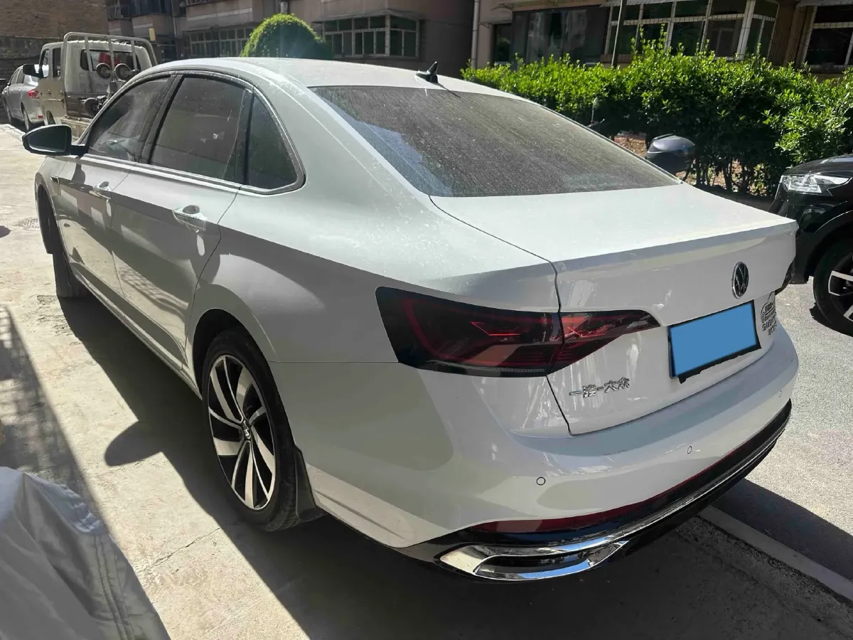 2023 Volkswagen Sagitar 1.5T 160HP L4 7DCT,autocango,china used car exporter,china ev exporter,chinese used car exporter,chinese used ev exporter