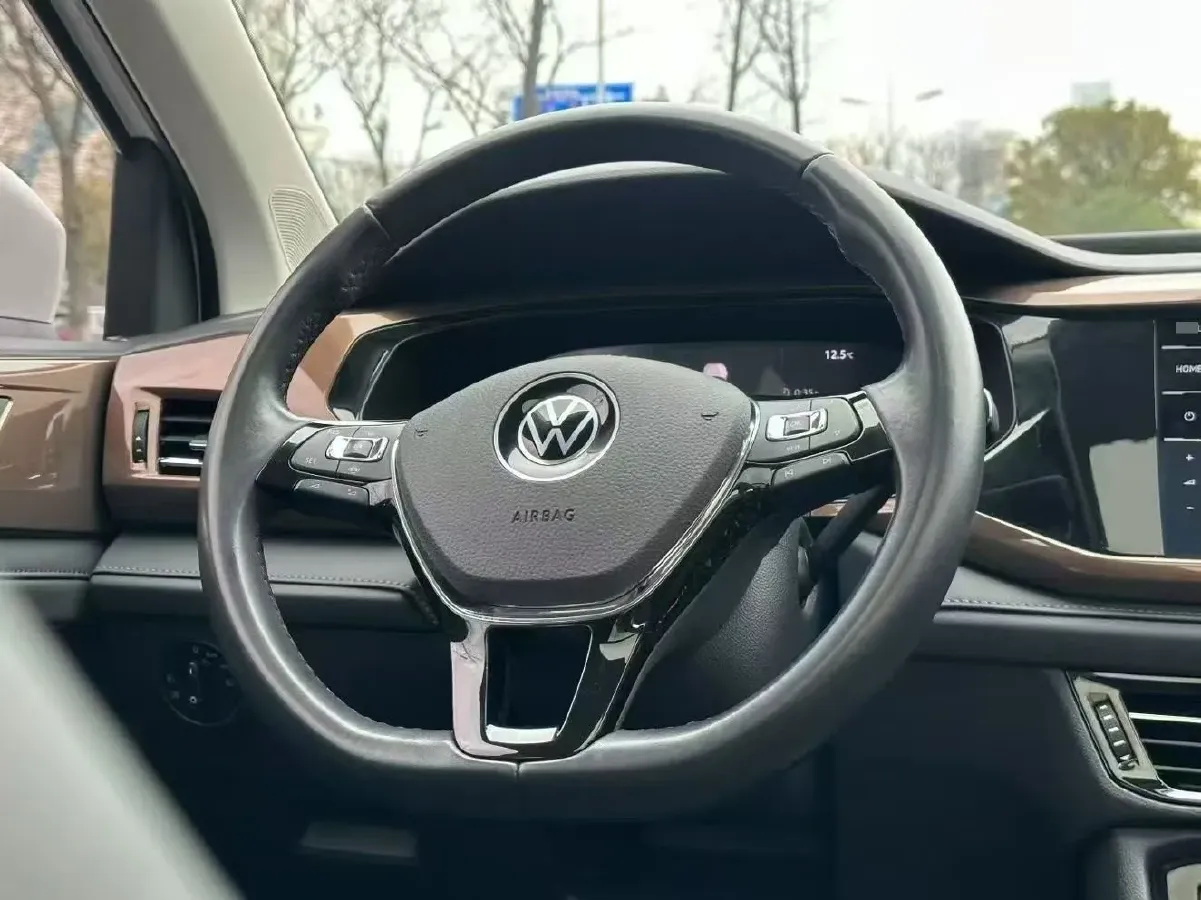 2021 Volkswagen Tharu 1.4T 150HP L4 7DCT,autocango,china used car exporter,china ev exporter,chinese used car exporter,chinese used ev exporter