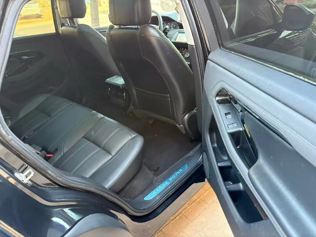 2022 Land Rover Range Rover Evoque 1.5T 200HP L3 8AT PHEV,autocango,china used car exporter,china ev exporter,chinese used car exporter,chinese used ev exporter