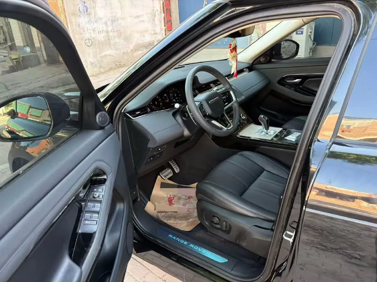 2022 Land Rover Range Rover Evoque 1.5T 200HP L3 8AT PHEV,autocango,china used car exporter,china ev exporter,chinese used car exporter,chinese used ev exporter