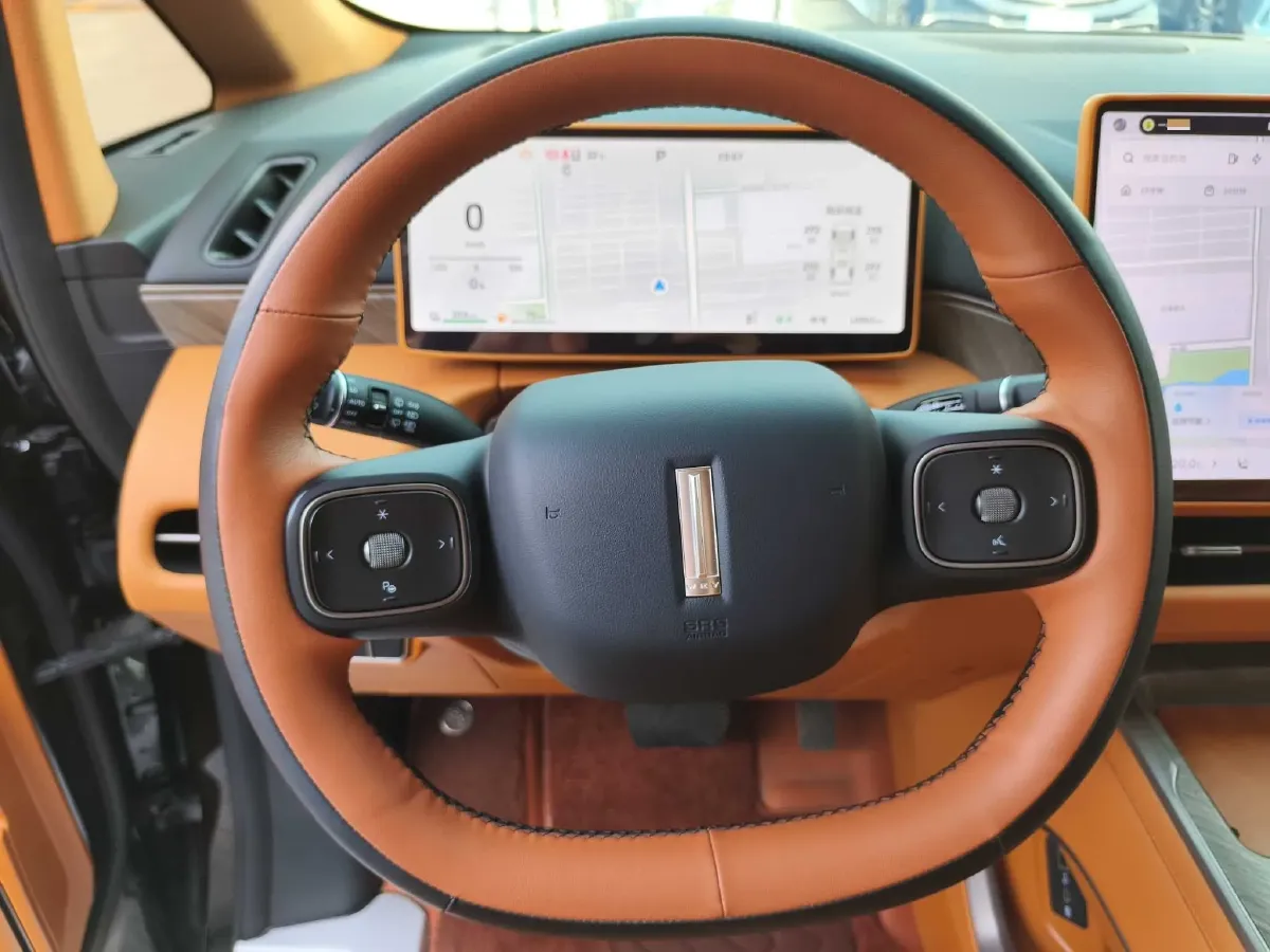 2025 WEY HighMountain 1.5T 170HP L4 4DHT PHEV,autocango,china used car exporter,china ev exporter,chinese used car exporter,chinese used ev exporter