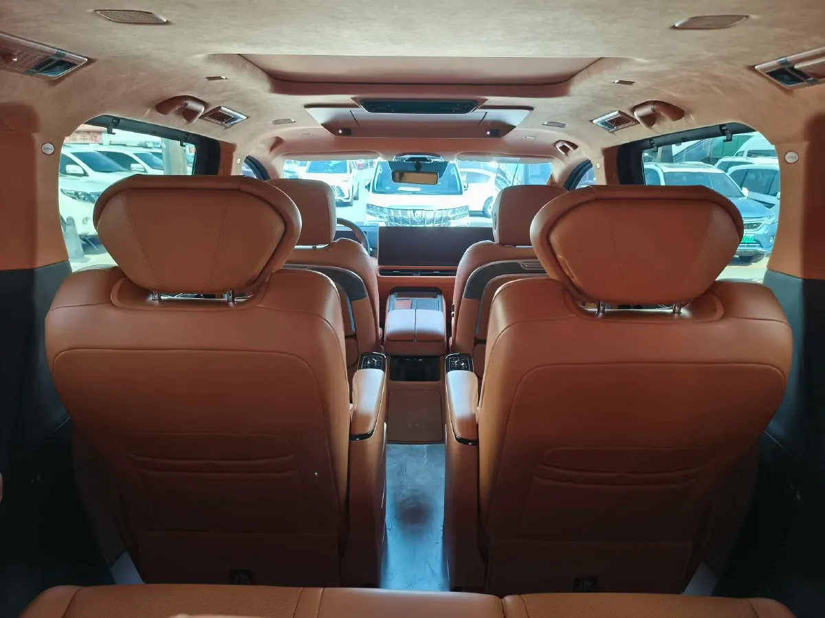 2025 WEY HighMountain 1.5T 170HP L4 4DHT PHEV,autocango,china used car exporter,china ev exporter,chinese used car exporter,chinese used ev exporter