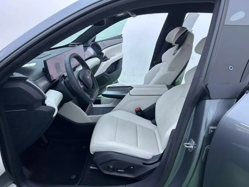 2024 JiYue 01 BEV 100KWH,autocango,china used car exporter,china ev exporter,chinese used car exporter,chinese used ev exporter
