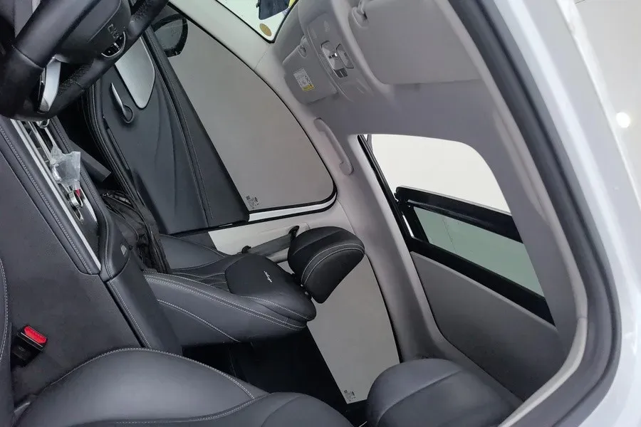 2022 Chery Arrizo 8 1.6T 197HP L4 7DCT,autocango,china used car exporter,china ev exporter,chinese used car exporter,chinese used ev exporter