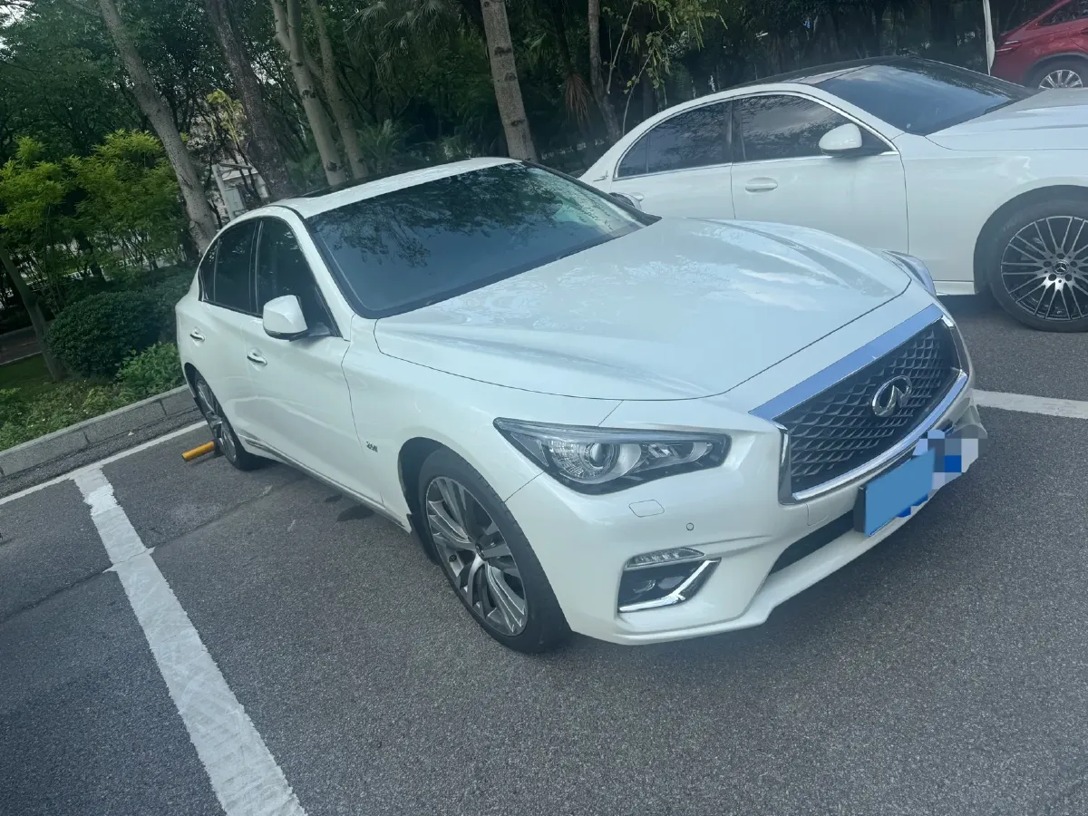 2022 Infiniti Q50L 2.0T 211HP L4 7AT,autocango,china used car exporter,china ev exporter,chinese used car exporter,chinese used ev exporter