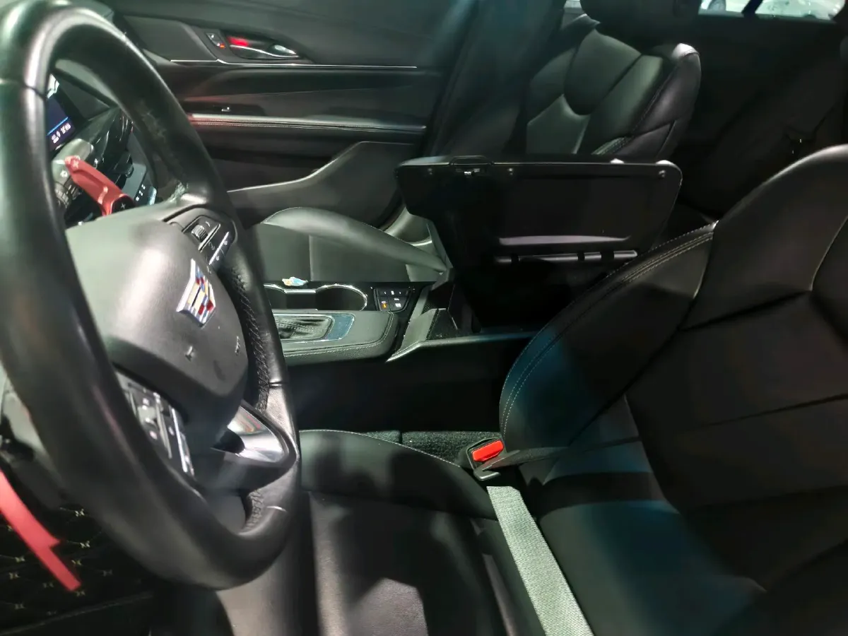 2020 Cadillac CT4 2.0T 237HP L4 8AT,autocango,china used car exporter,china ev exporter,chinese used car exporter,chinese used ev exporter