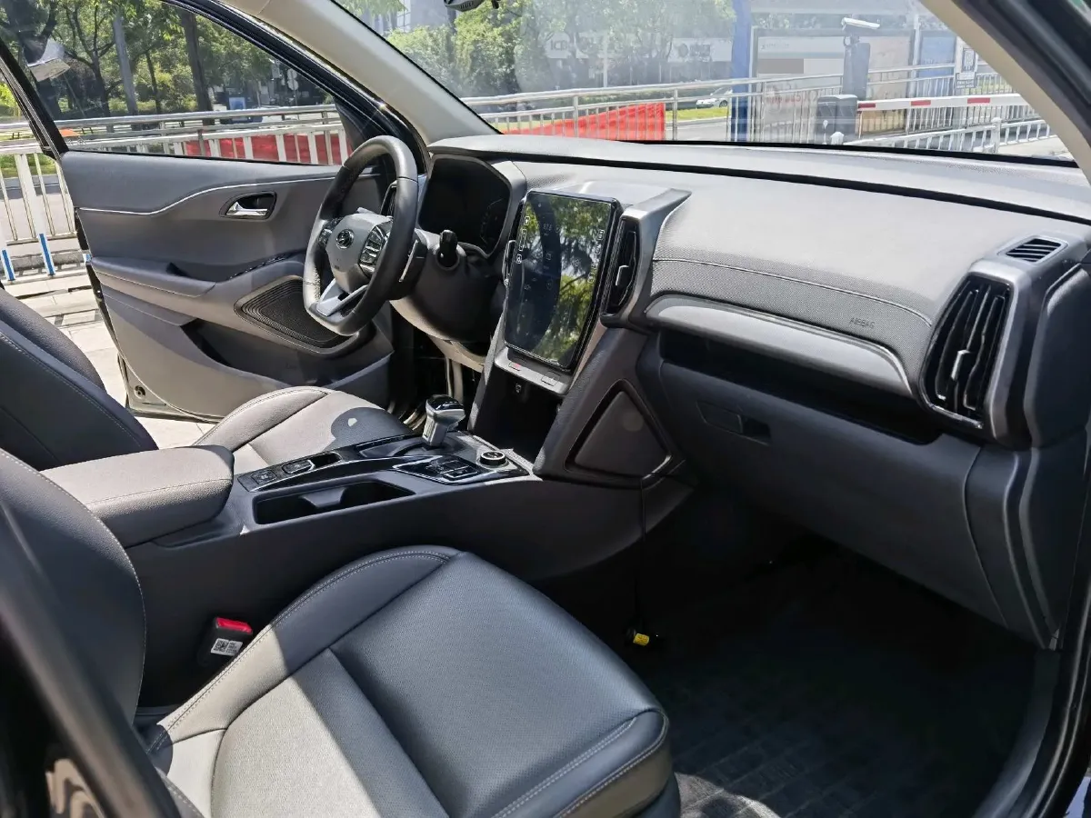 2021 Hyundai ix35 1.4T 140HP L4 7DCT,autocango,china used car exporter,china ev exporter,chinese used car exporter,chinese used ev exporter