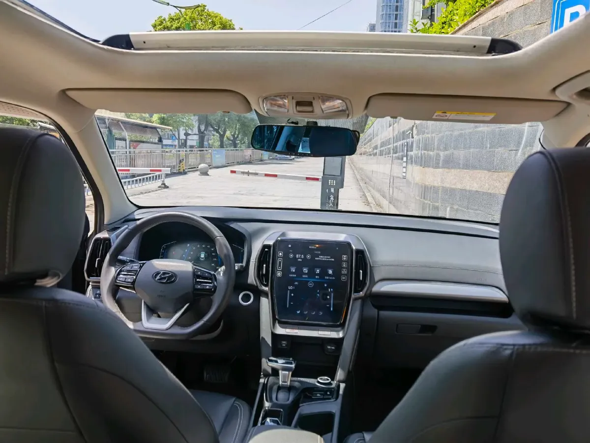 2021 Hyundai ix35 1.4T 140HP L4 7DCT,autocango,china used car exporter,china ev exporter,chinese used car exporter,chinese used ev exporter