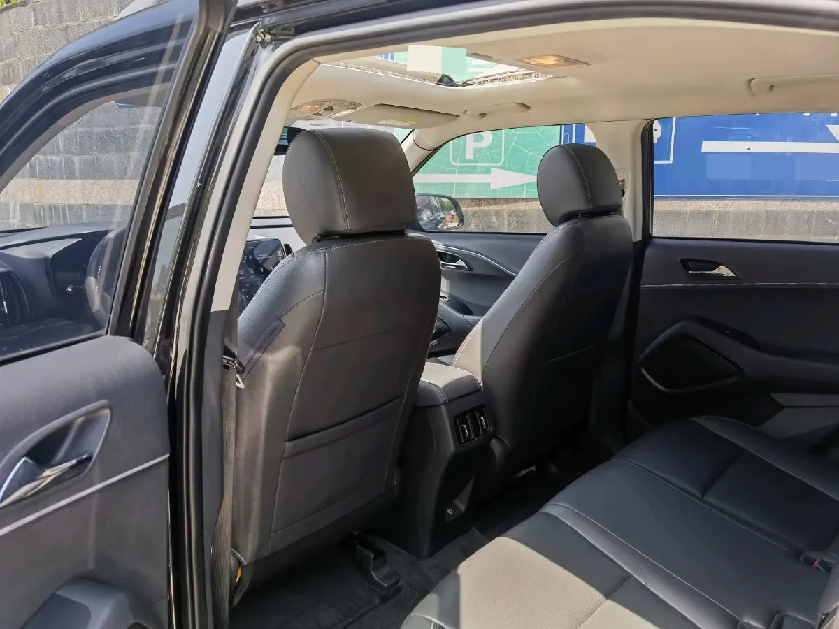 2021 Hyundai ix35 1.4T 140HP L4 7DCT,autocango,china used car exporter,china ev exporter,chinese used car exporter,chinese used ev exporter