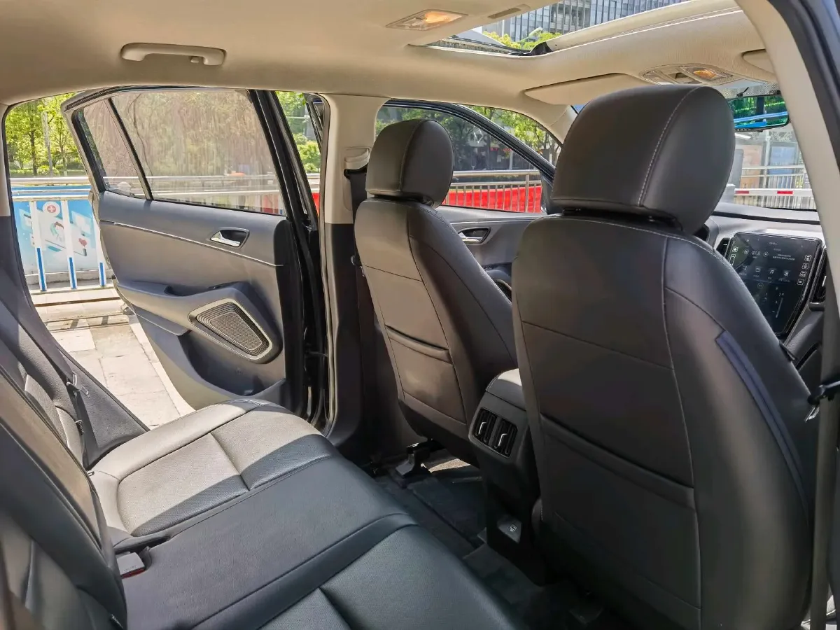 2021 Hyundai ix35 1.4T 140HP L4 7DCT,autocango,china used car exporter,china ev exporter,chinese used car exporter,chinese used ev exporter