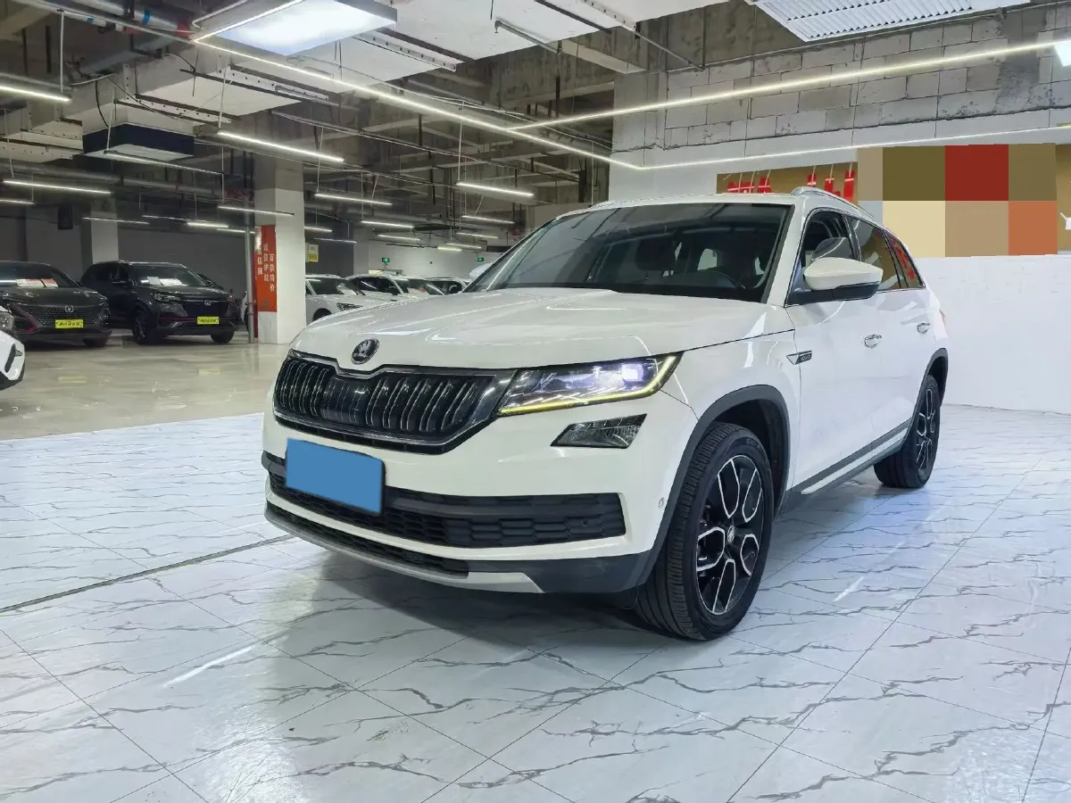 2018 Skoda Kodiak 2.0T 220HP L4 7DCT,autocango,china used car exporter,china ev exporter,chinese used car exporter,chinese used ev exporter
