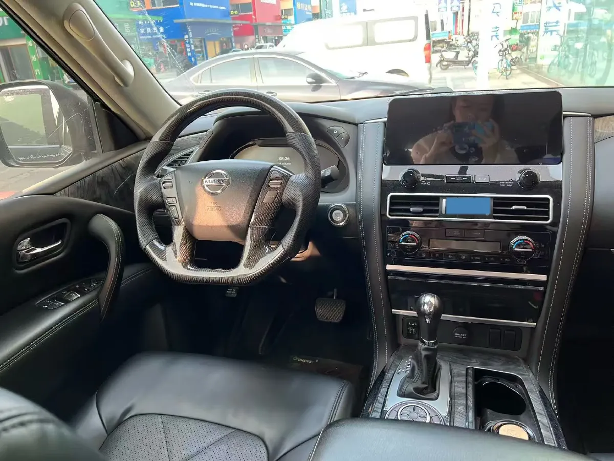 2018 Nissan Patrol 4.0L 279HP V6 7AT,autocango,china used car exporter,china ev exporter,chinese used car exporter,chinese used ev exporter