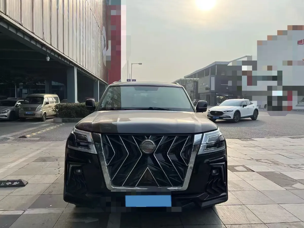 2018 Nissan Patrol 4.0L 279HP V6 7AT,autocango,china used car exporter,china ev exporter,chinese used car exporter,chinese used ev exporter
