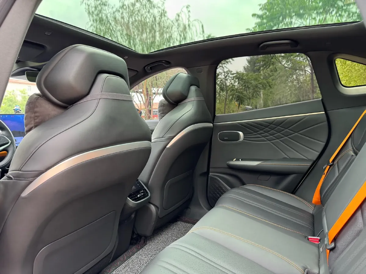 2024 Deepal S07 BEV 66.8KWH,autocango,china used car exporter,china ev exporter,chinese used car exporter,chinese used ev exporter