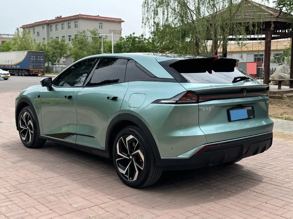 2024 Deepal S07 BEV 66.8KWH,autocango,china used car exporter,china ev exporter,chinese used car exporter,chinese used ev exporter