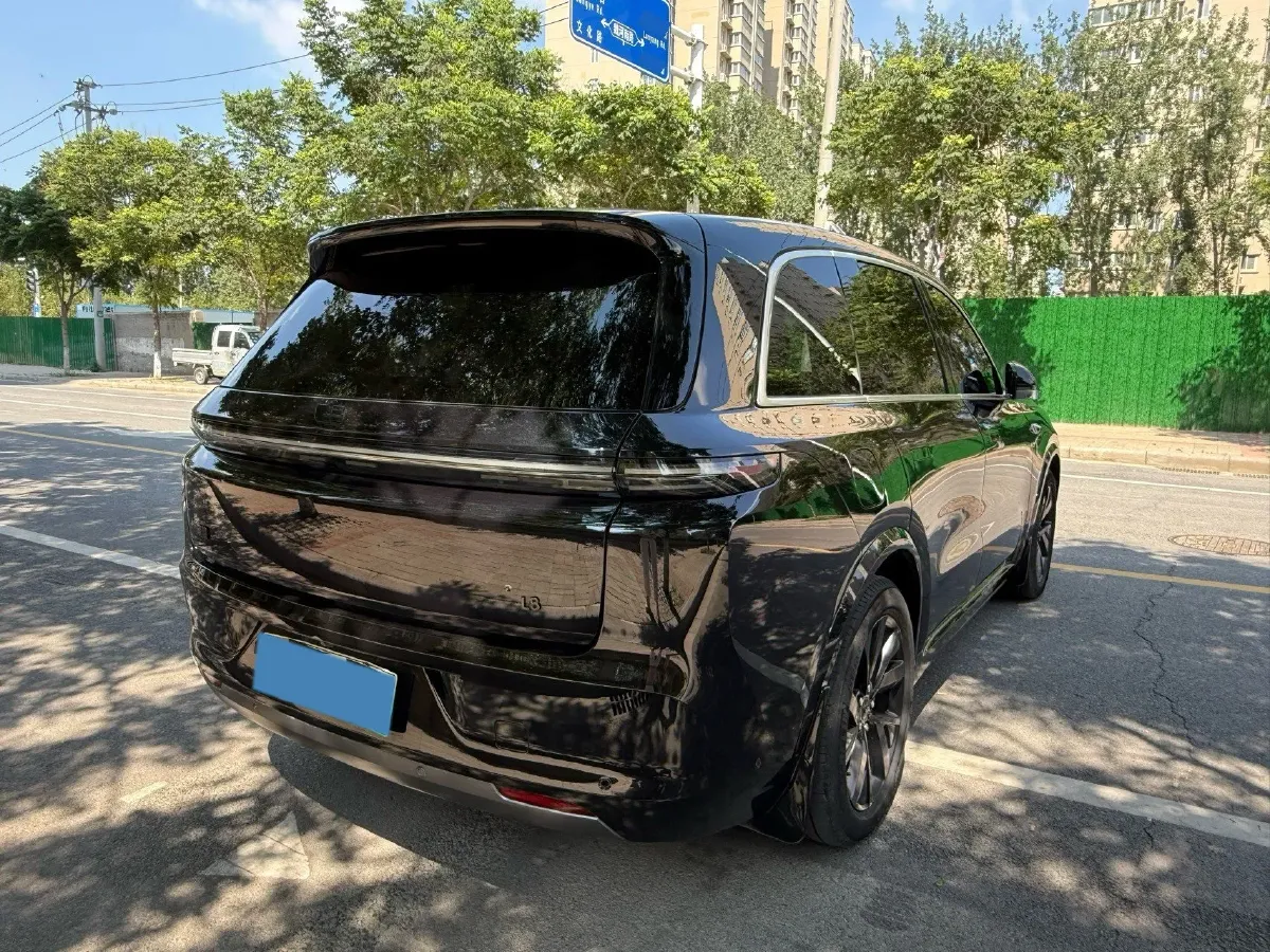 2023 Li L8 Range Extended 154HP REEV 40.9KWH,autocango,china used car exporter,china ev exporter,chinese used car exporter,chinese used ev exporter