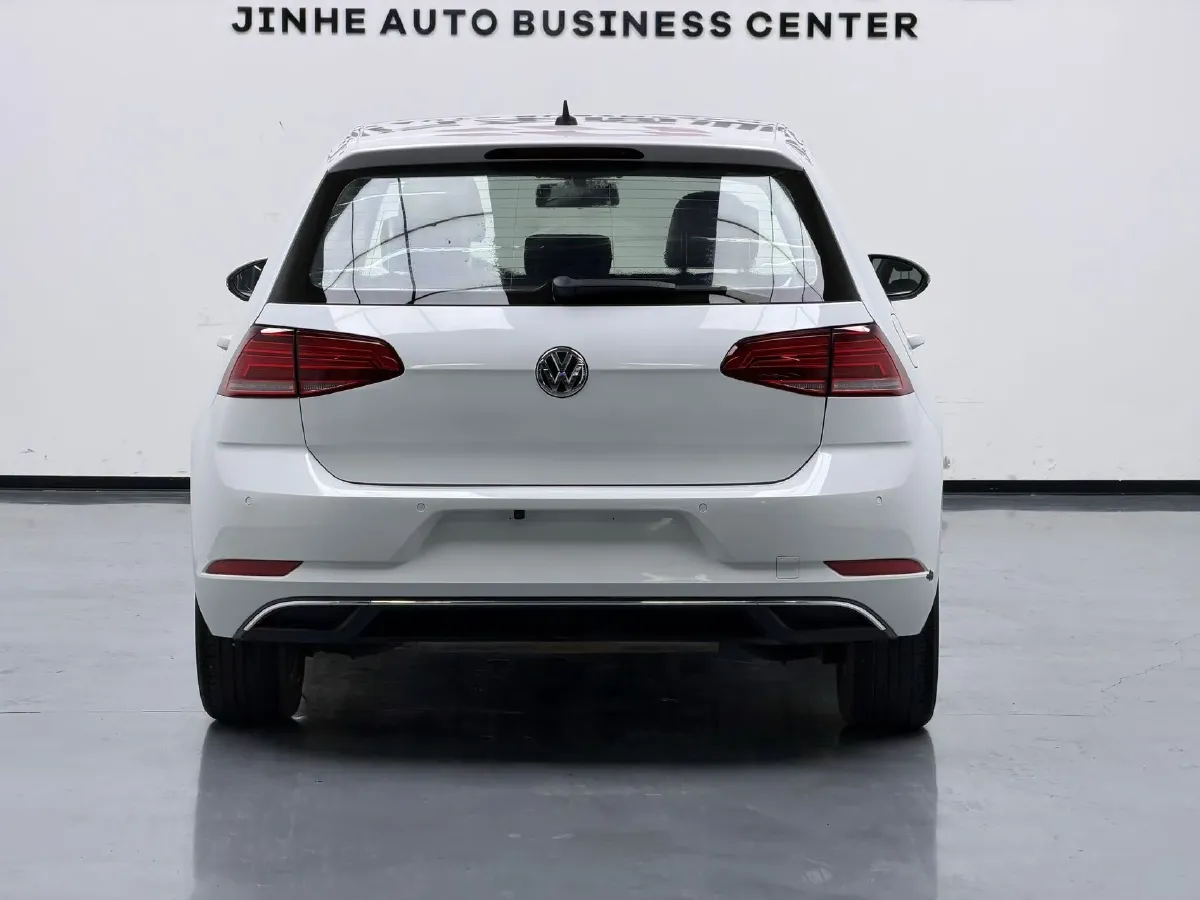 2018 Volkswagen Golf 1.6L 110HP L4 6AT,autocango,china used car exporter,china ev exporter,chinese used car exporter,chinese used ev exporter
