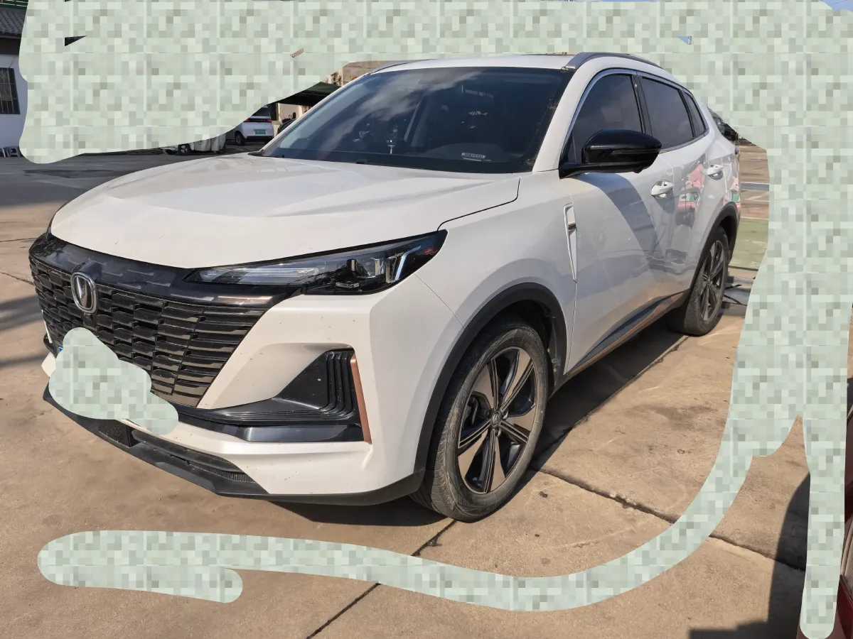 2022 ChangAn UNI-V 1.5T 188HP L4 7DCT,autocango,china used car exporter,china ev exporter,chinese used car exporter,chinese used ev exporter