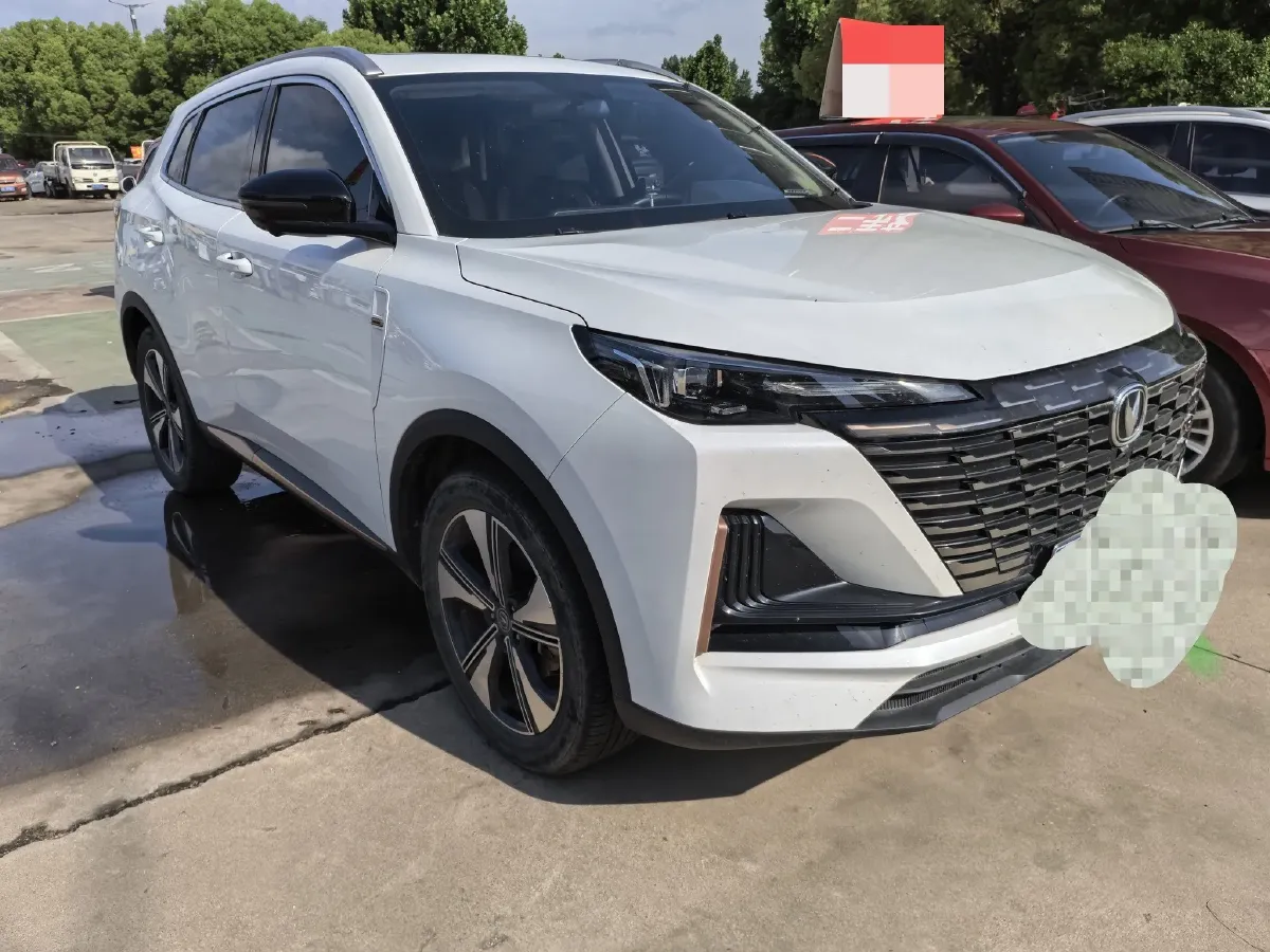 2022 ChangAn UNI-V 1.5T 188HP L4 7DCT,autocango,china used car exporter,china ev exporter,chinese used car exporter,chinese used ev exporter
