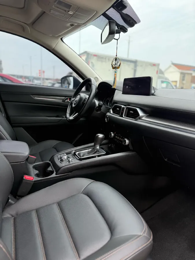 2022 MAXUS XinTu V90 2.0T 150HP L4 6AT,autocango,china used car exporter,china ev exporter,chinese used car exporter,chinese used ev exporter