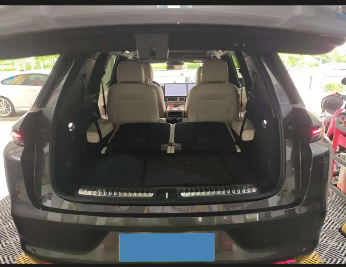 2023 Li L7 Range Extended 154HP REEV 40.9KWH,autocango,china used car exporter,china ev exporter,chinese used car exporter,chinese used ev exporter
