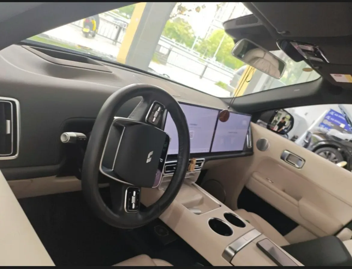 2023 Li L7 Range Extended 154HP REEV 40.9KWH,autocango,china used car exporter,china ev exporter,chinese used car exporter,chinese used ev exporter