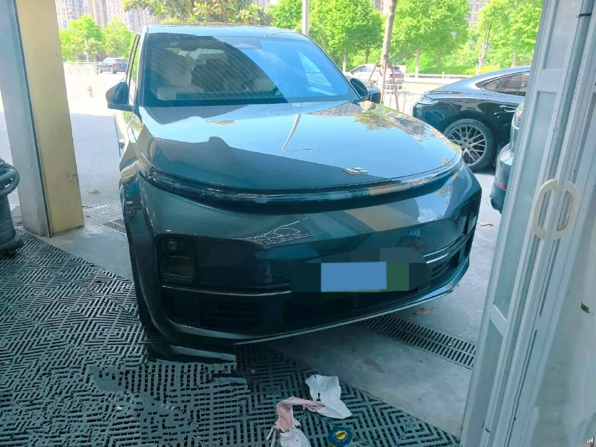 2023 Li L7 Range Extended 154HP REEV 40.9KWH,autocango,china used car exporter,china ev exporter,chinese used car exporter,chinese used ev exporter
