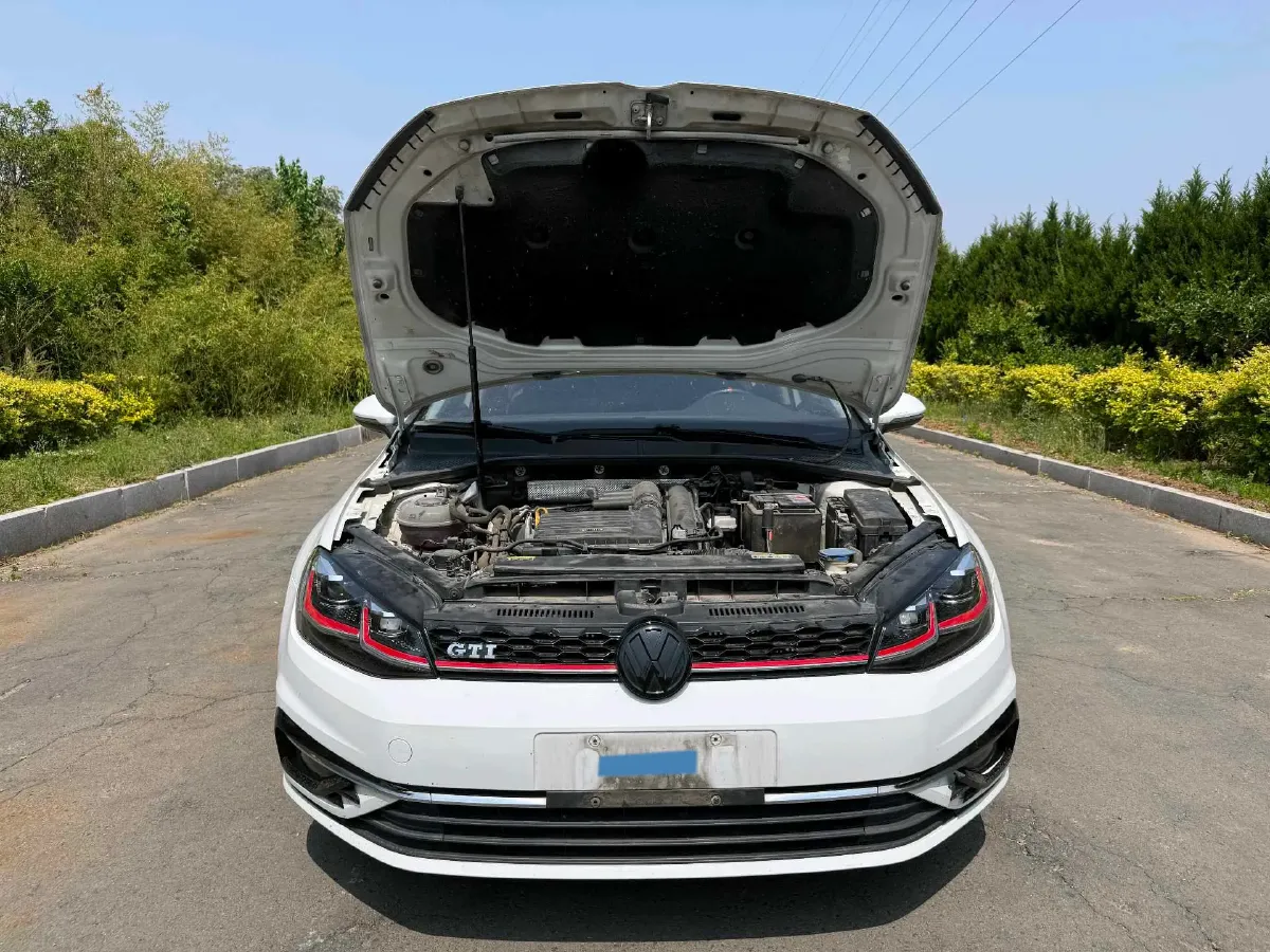 2020 Volkswagen Golf 1.2T 116HP L4 7DCT,autocango,china used car exporter,china ev exporter,chinese used car exporter,chinese used ev exporter