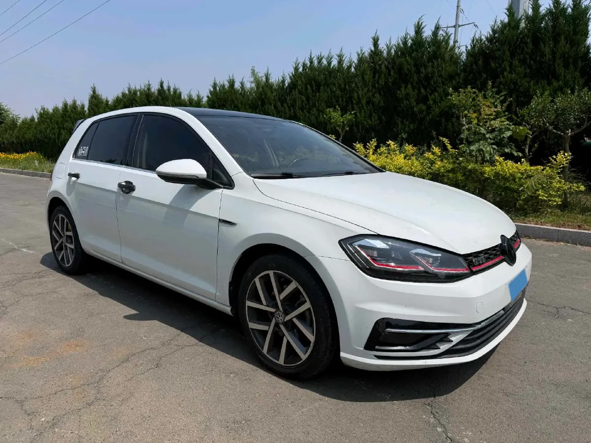 2020 Volkswagen Golf 1.2T 116HP L4 7DCT,autocango,china used car exporter,china ev exporter,chinese used car exporter,chinese used ev exporter