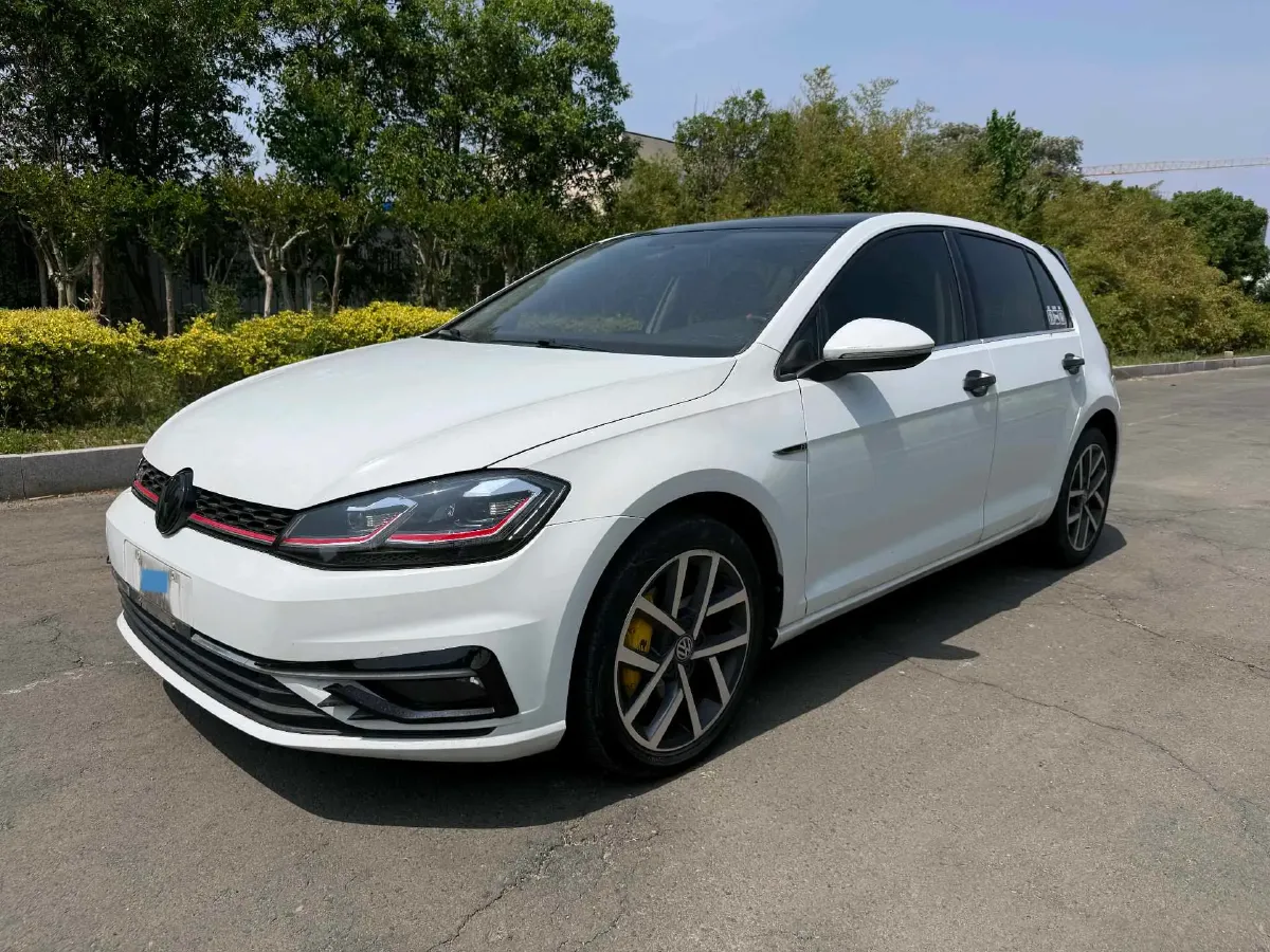 2020 Volkswagen Golf 1.2T 116HP L4 7DCT,autocango,china used car exporter,china ev exporter,chinese used car exporter,chinese used ev exporter