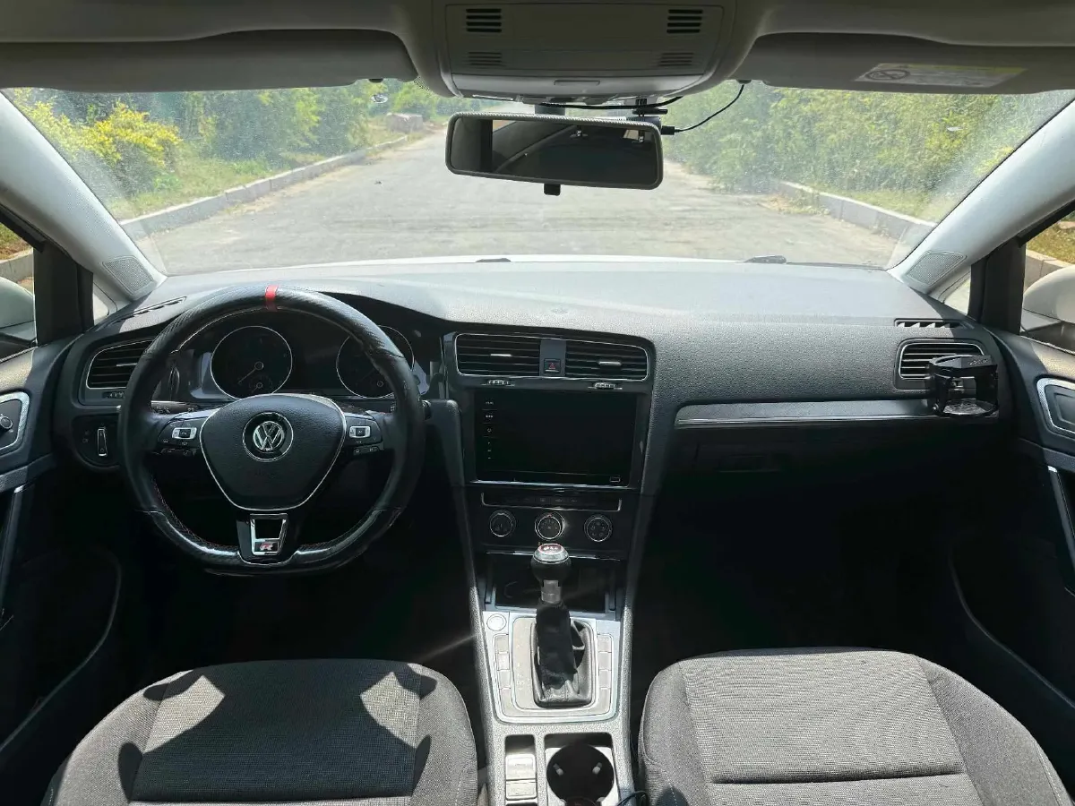 2020 Volkswagen Golf 1.2T 116HP L4 7DCT,autocango,china used car exporter,china ev exporter,chinese used car exporter,chinese used ev exporter