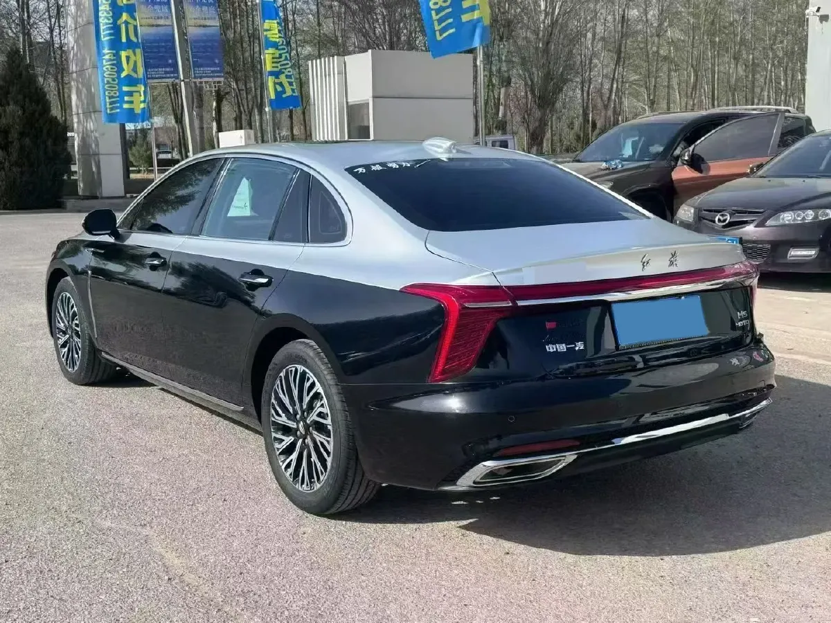 2023 HongQi H5 2.0T 224HP L4 8AT,autocango,china used car exporter,china ev exporter,chinese used car exporter,chinese used ev exporter