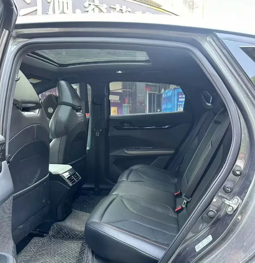 2023 ChangAn UNI-V 1.5T 188HP L4 7DCT,autocango,china used car exporter,china ev exporter,chinese used car exporter,chinese used ev exporter