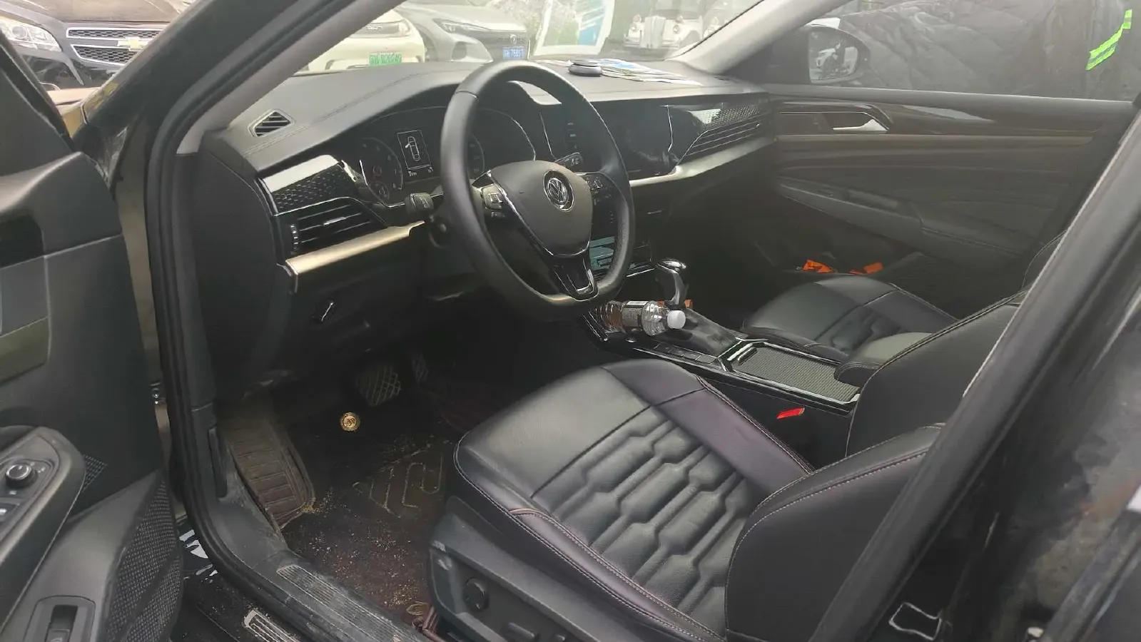 2020 Volkswagen Passat 2.0T 186HP L4 7DCT,autocango,china used car exporter,china ev exporter,chinese used car exporter,chinese used ev exporter