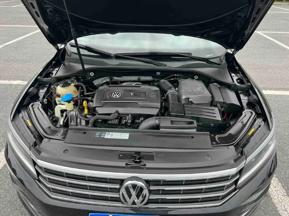 2016 Volkswagen Passat 1.8T 180HP L4 7DCT,autocango,china used car exporter,china ev exporter,chinese used car exporter,chinese used ev exporter