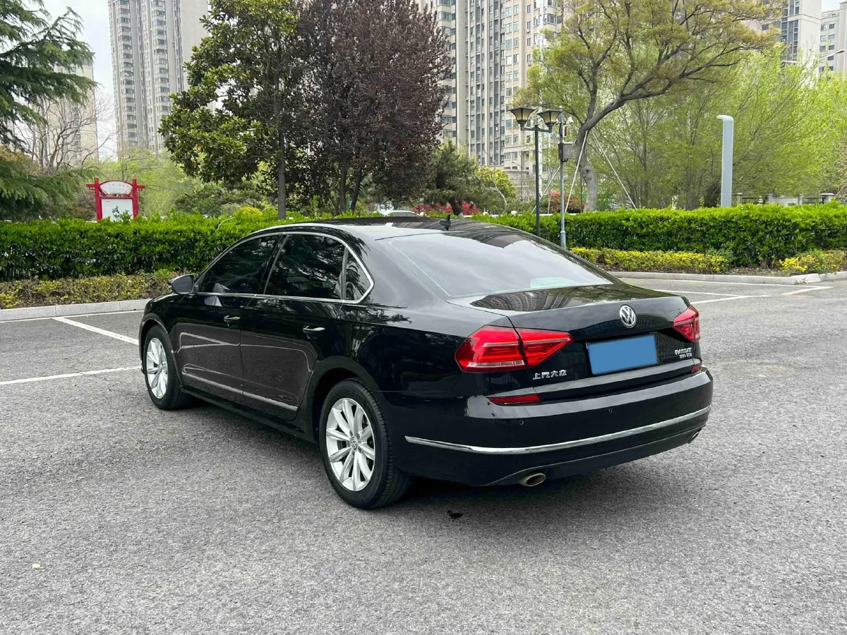 2016 Volkswagen Passat 1.8T 180HP L4 7DCT,autocango,china used car exporter,china ev exporter,chinese used car exporter,chinese used ev exporter