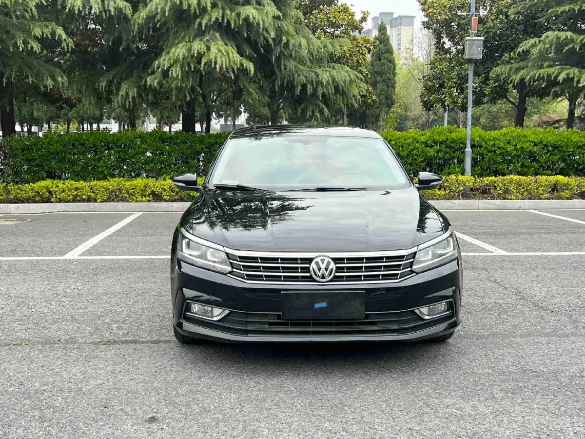2016 Volkswagen Passat 1.8T 180HP L4 7DCT,autocango,china used car exporter,china ev exporter,chinese used car exporter,chinese used ev exporter