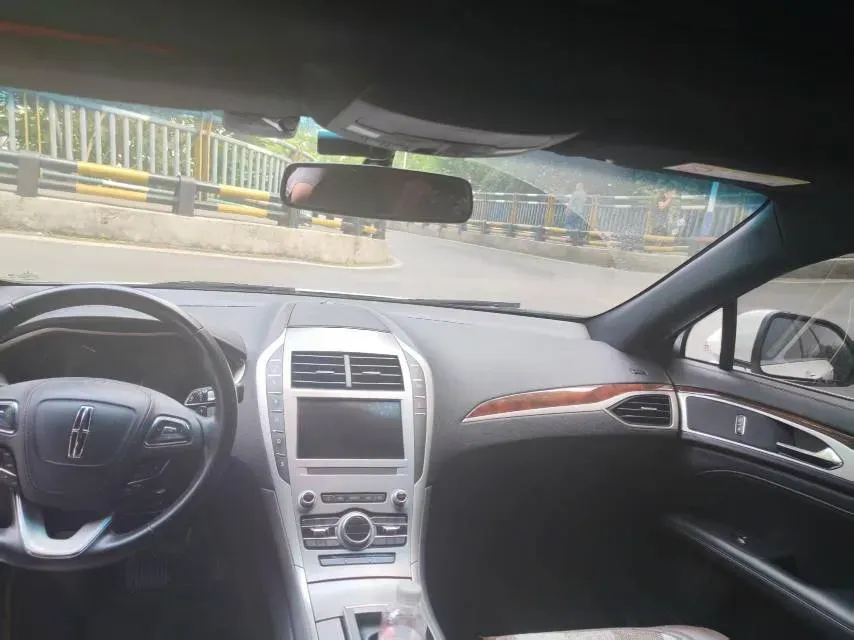 2019 BMW X2 1.5T 140HP L3 7DCT,autocango,china used car exporter,china ev exporter,chinese used car exporter,chinese used ev exporter