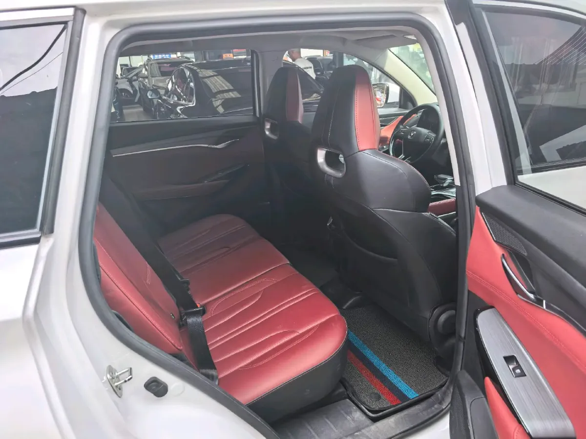 2022 ChangAn CS75 Plus 1.5T 178HP L4 6AT,autocango,china used car exporter,china ev exporter,chinese used car exporter,chinese used ev exporter